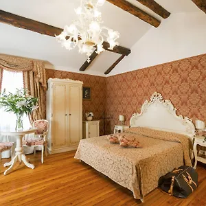 Penzion Palazzo Guardi, Benátky